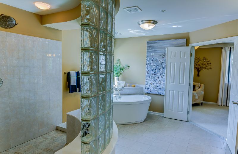 Best Bathroom Renovation Contractors in Manchester, CT